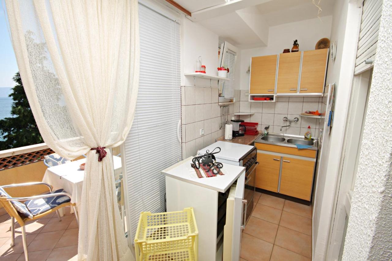 Apartments By The Sea Novi Vinodolski - 5558 ภายนอก รูปภาพ