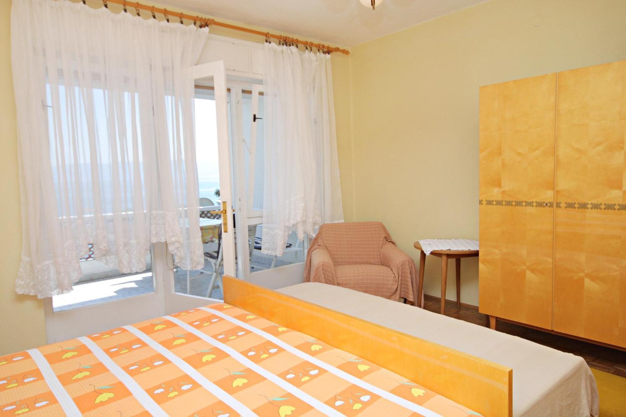Apartments By The Sea Novi Vinodolski - 5558 ห้อง รูปภาพ
